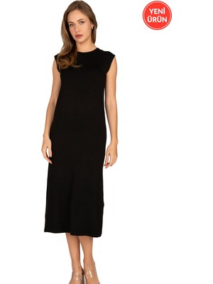 Özkan 27670 Kadın Viskon Premium Kumaş Uzun Boy Kapalı Yaka Tesettür Astar Kombinezon Sıfır Kol Elbise Jüpon