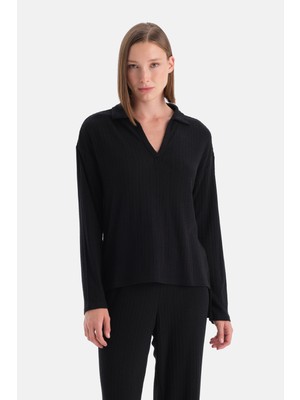 Siyah Örgü Detaylı Polo Yaka Tişört