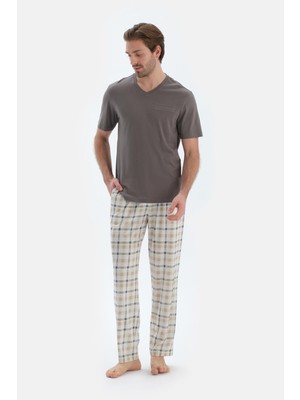 Gri V Yaka Kısa Kollu Tişört Pantolon Pijama Takımı