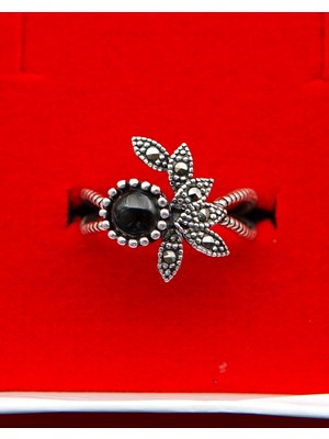 925 Ayar Kadın Gümüş Oltu Taşı Yüzük SY00058