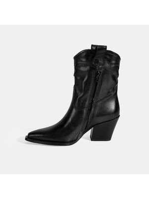 Kadın Siyah Kalın Topuklu Deri Bot