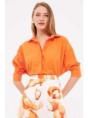 Armonika Kadın Oversize Turuncu Cepli Keten Gömlek Düz Desenli Yaz Sezonu için Rahat Stil ARM-21Y001035