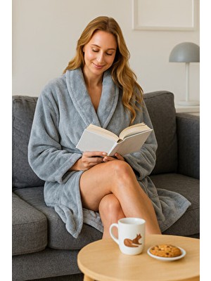 Lucy and Home Yumuşak Dokulu Gri Polar Sabahlık Kadın Uzun Kollu Düz Desenli Polyester Malzeme