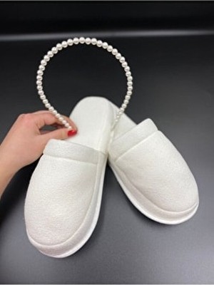 Lohusa Terliği ve Inci Taç