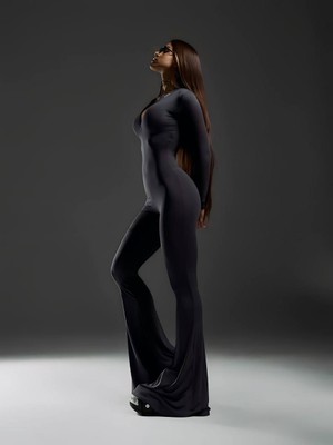 Lorenzella Kadın Tam Boy Likralı Tulum – Black Icon Modeli