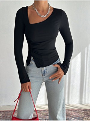 Qutta Kadın Siyah Dalgıç Kumaş Asimetrik Yaka Büzgülü Uzun Kol Bluz Bele Oturan Kalıp