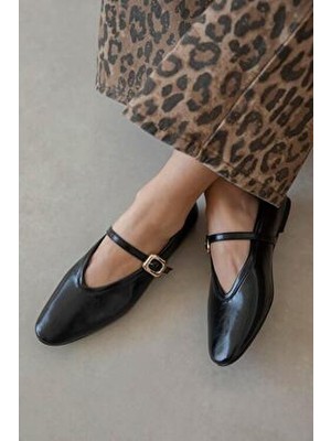 Straswans Stony Kadın Siyah Kırışık Deri Babet Neolit Taban ile Günlük Kullanıma Uygun