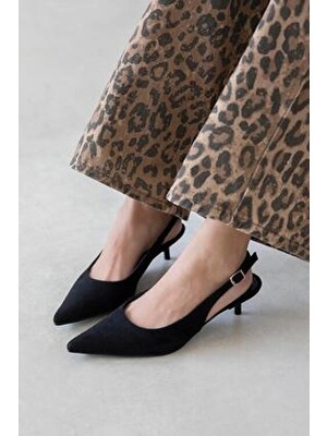 Straswans Cuesta Kadın Siyah Süet Topuklu Ayakkabı Neolit Tabanlı İnce Topuk Bantlı Tasarım