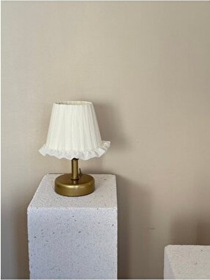 Maison Avf Kablosuz Masa Lambası Osmanlı İpeği Fırfır Işlemeli Metal Alt Eskitme Gold