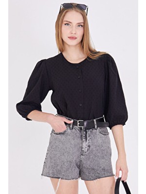 Kadın Siyah Sıfır Yaka Çeyrek Kol Gömlek ARM-25Y001062