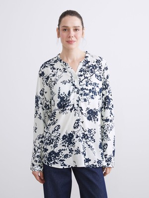Lc Waikiki Yeni Sezon Kaçık Yaka Çiçekli Fırfırlı Bluz