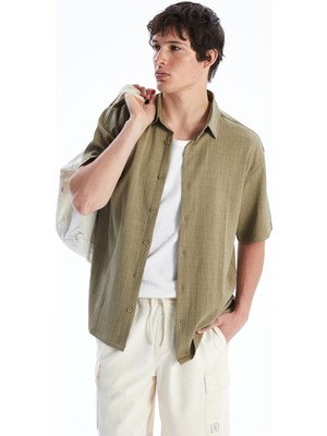 Lc Waikiki Yeni Sezon Rahat Kalıp Kısa Kollu Erkek Gömlek