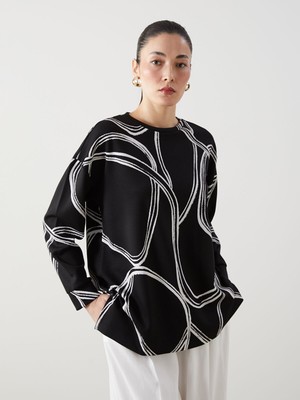 Lc Waikiki Yeni Sezon Bisiklet Yaka Desenli Oversize Kadın Sweatshirt