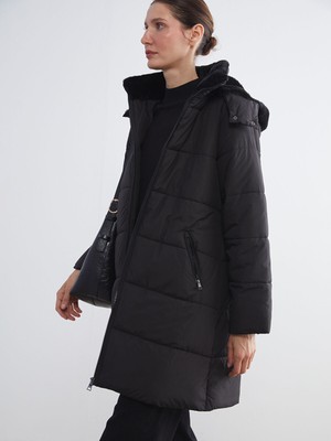 Lc Waikiki Yeni Sezon Kapüşonlu Kadın Şişme Mont