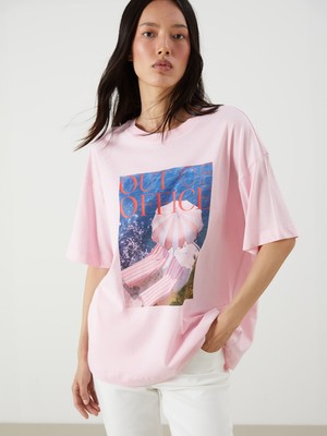 Lc Waikiki Yeni Sezon Bisiklet Yaka Baskılı Oversize Kadın Tişört