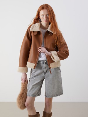 Lc Waikiki Yeni Sezon Gömlek Yaka Kadın Deri Görünümlü Mont