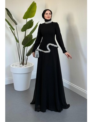 Ravell Boynu ve Bel Kısmı Taşlı Abiye Siyah