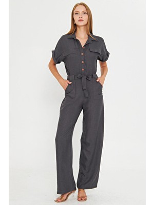 Kadın Koyu Gri Önden Düğmeli Beli Kuşaklı Cepli Yarasa Kol Palazzo Tulum ARM-24Y001105