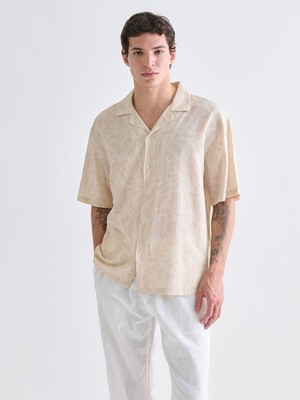 Lc Waikiki Yeni Sezon Regular Fit Resort Yaka Kısa Kollu Desenli Erkek Gömlek