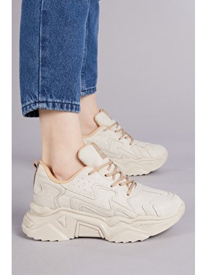 Kadın Krem Rahat Kalıp Yüksek Taban Bağcıklı Spor Ayakkabı