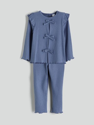 Lc Waikiki Yeni Sezon Fırfırlı Kız Bebek Bluz ve Pantolon 2'li Takım