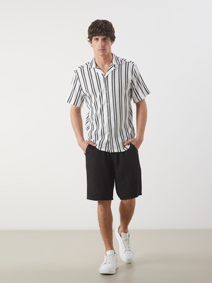 Lc Waikiki Yeni Sezon Standart Kalıp Keten Görünümlü Erkek Şort