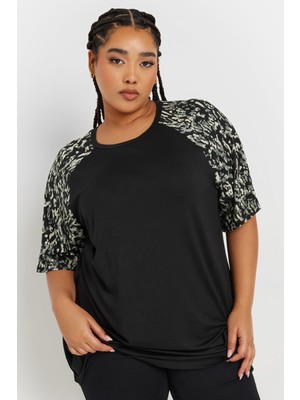 Büyük Beden Kısa Kollu Bisiklet Yaka Baskılı T-Shirt 303734