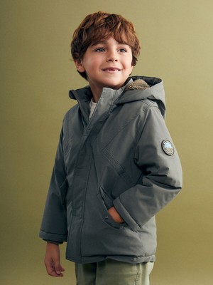 Lc Waikiki Yeni Sezon Kapüşonlu Astarlı Erkek Çocuk Mont