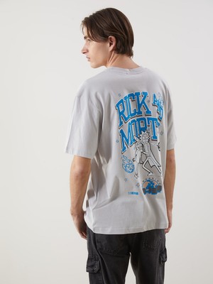 Lc Waikiki Yeni Sezon Bisiklet Yaka Rick And Morty Baskılı Erkek Tişört