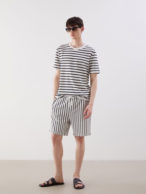 Lc Waikiki Yeni Sezon Beli Bağlamalı Çizgili Erkek Örme Şort