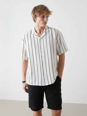 Lc Waikiki Yeni Sezon Regular Fit Kısa Kollu Çizgili Erkek Gömlek