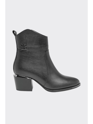 Fermuarlı Hakiki Deri Kadın Bot