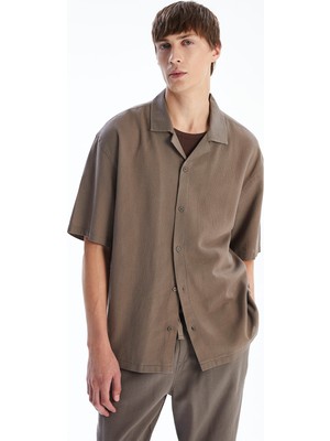 Lc Waikiki Yeni Sezon Rahat Kalıp Kısa Kollu Keten Görünümlü Erkek Gömlek