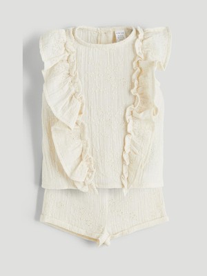 Lc Waikiki Yeni Sezon Müslin Fırfırlı Kız Bebek Bluz ve Şort 2'li