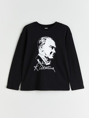 Lc Waikiki Yeni Sezon Bisiklet Yaka Atatürk Baskılı Erkek Çocuk Tişört