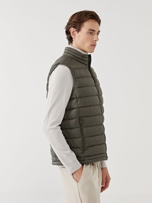 Lc Waikiki Yeni Sezon Standart Kalıp Dik Yaka Erkek Şişme Yelek