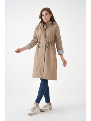 Bej Rüzgar ve Su Geçirmez Çıkarılabilir Kapüşonlu Beli Tünelli Bondit Kumaş Trençkot