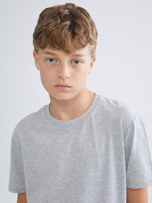 Lc Waikiki Yeni Sezon Bisiklet Yaka Basic Erkek Çocuk Tişört