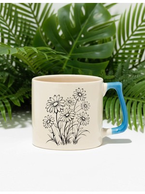 Siyah Çiçekler Baskılı Mavi D Kulplu Kupa Bardak