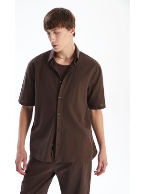 Lc Waikiki Yeni Sezon Rahat Kalıp Kısa Kollu Keten Görünümlü Erkek Gömlek