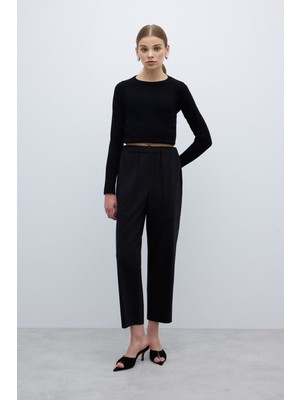 Beli Lastikli Düz Paça Pantolon Siyah K2612042_001