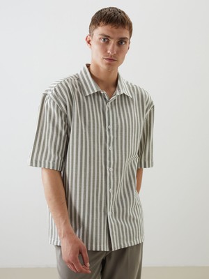 Lc Waikiki Yeni Sezon Regular Fit Kısa Kollu Çizgili Armürlü Erkek Gömlek
