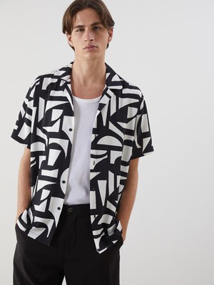 Lc Waikiki Yeni Sezon Regular Fit Kısa Kollu Desenli Erkek Gömlek