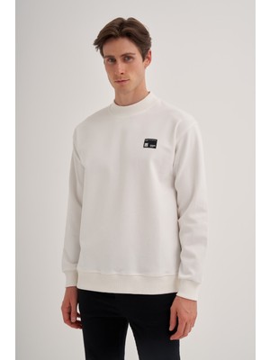 Cazador 52480 Ekru Erkek Bisiklet Yaka Relax Fit 2 Iplik Sweatshirt