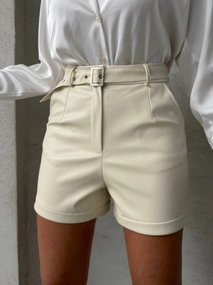 Kemerli Deri Şort Krem H241003