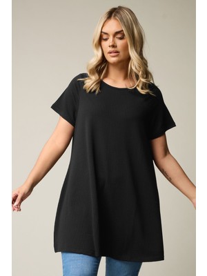 Stil Diva Büyük Beden Kadın Bisiklet Yaka Kısa Kollu Siyah Bürümcük Kumaş T-Shirt 304000