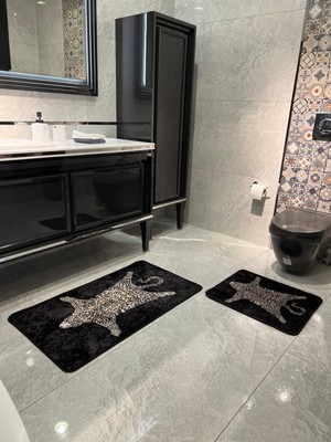Iki'li Leopar Desenli Banyo Paspası Seti 60X100 ve 60X50 Siyah Renk