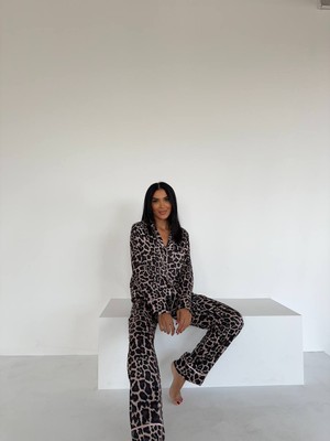 Coccolarsi Kadın Leopar Desenli Saten Pijama Takımı