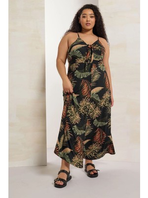 Büyük Beden Askılı Göğüs Dekolteli Çiçek Desenli Maxi Elbise 303485