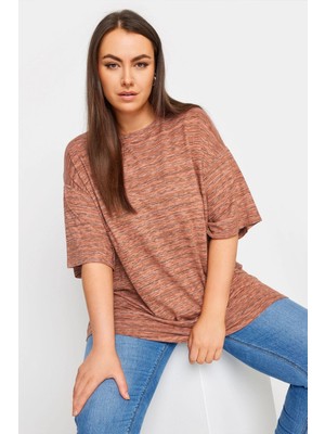 Büyük Beden Bisiklet Yaka Yarım Kollu Uzun Kesim T-Shirt 303124